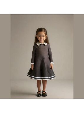 Smiling, pinker dress girls, size 5